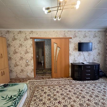 Apartment On Akhmetova 10 알마티 외부 사진